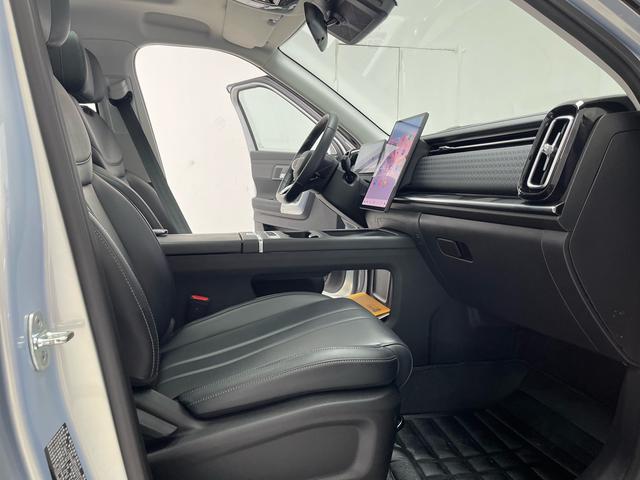 Chery Exploration 06 C-DM 2024 car image #34