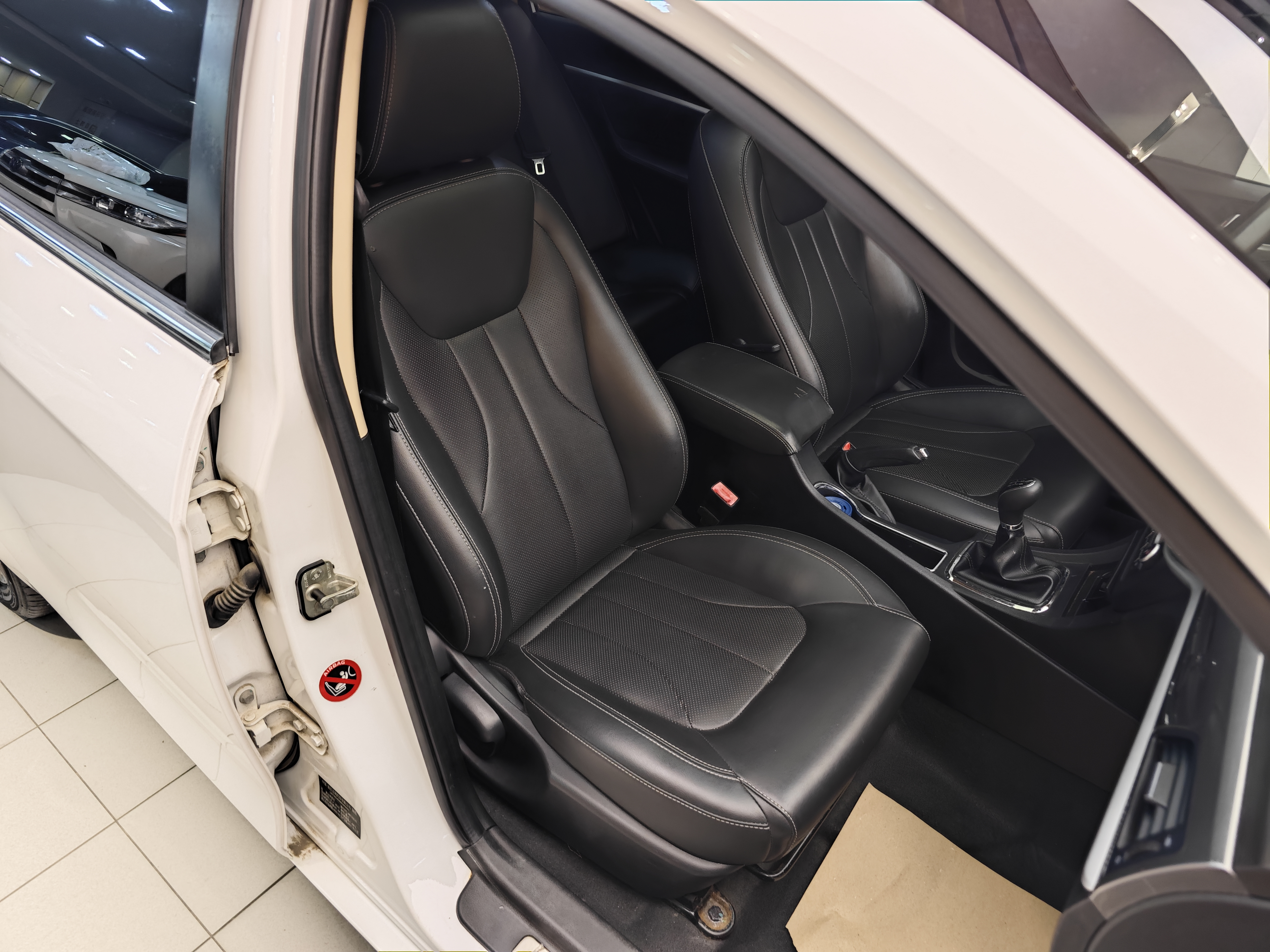 GEELY Emgrand 2018 car image #34