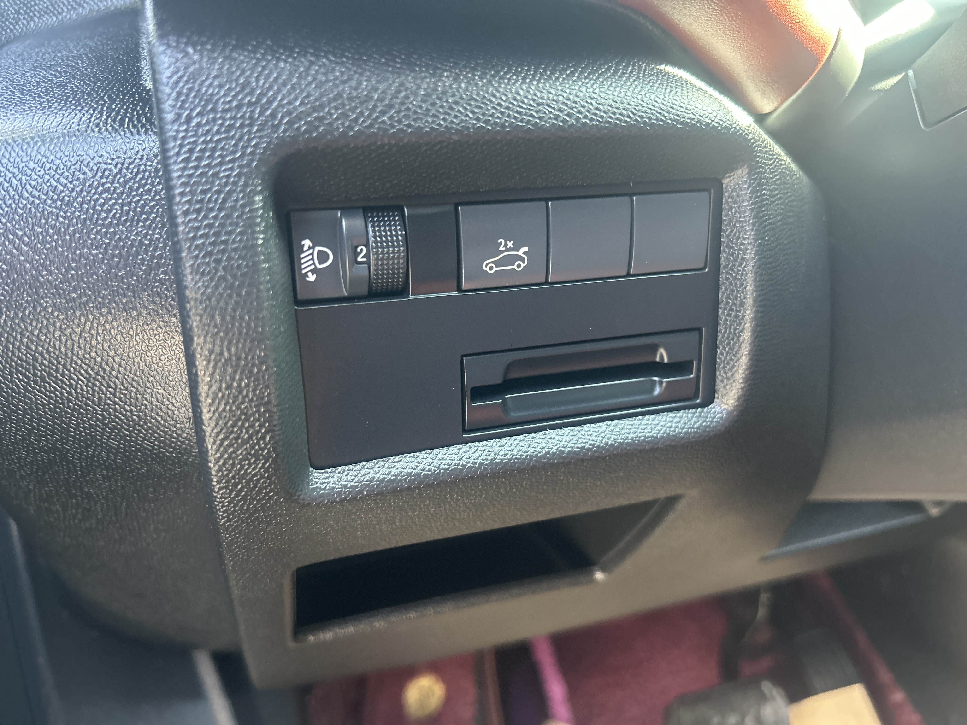 Citroen C5 AIRCROSS 2018 immagine di auto #34