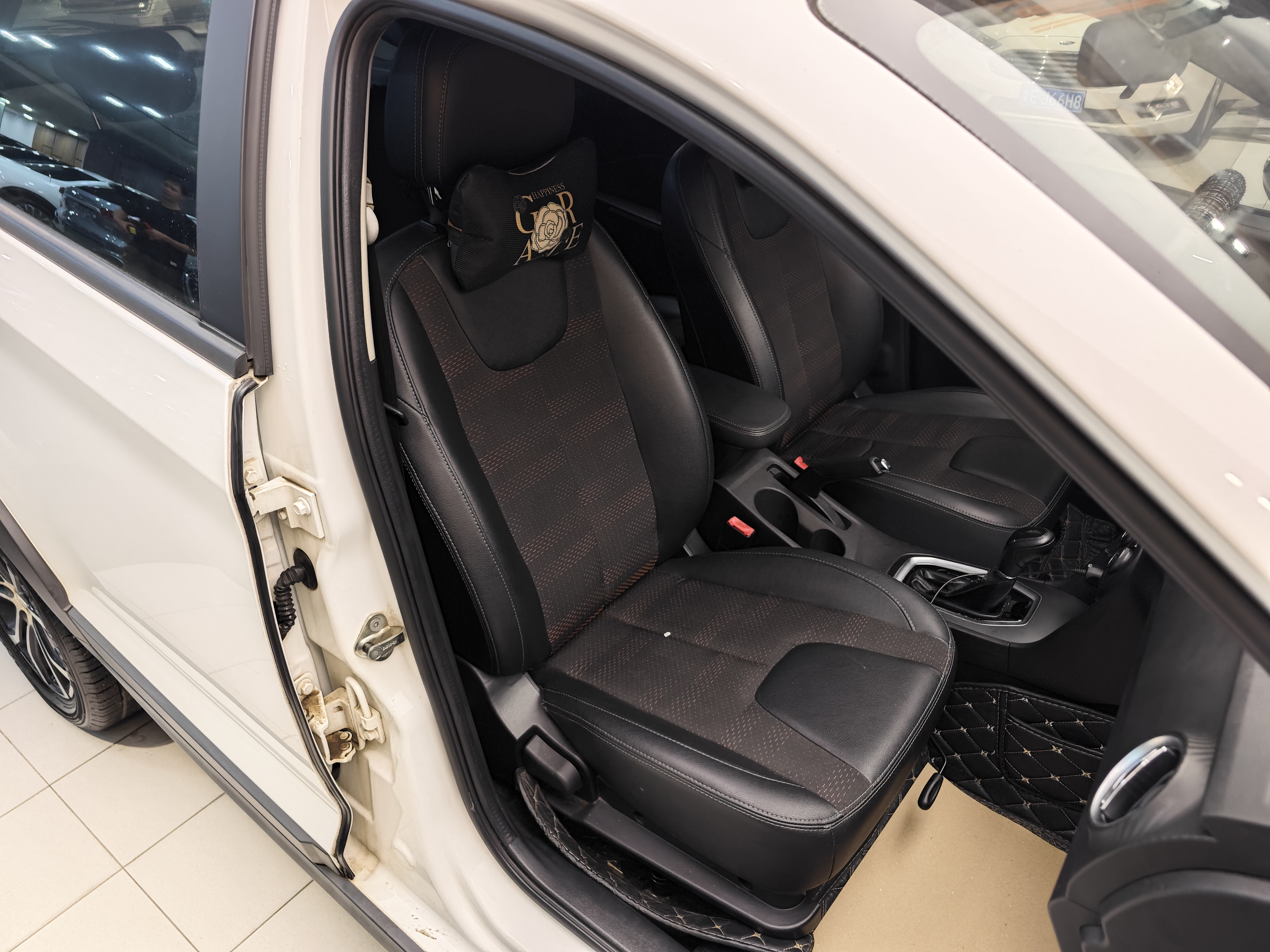 Tiggo 3x 2019 #34 Tiggo 3x 2019 car image #34