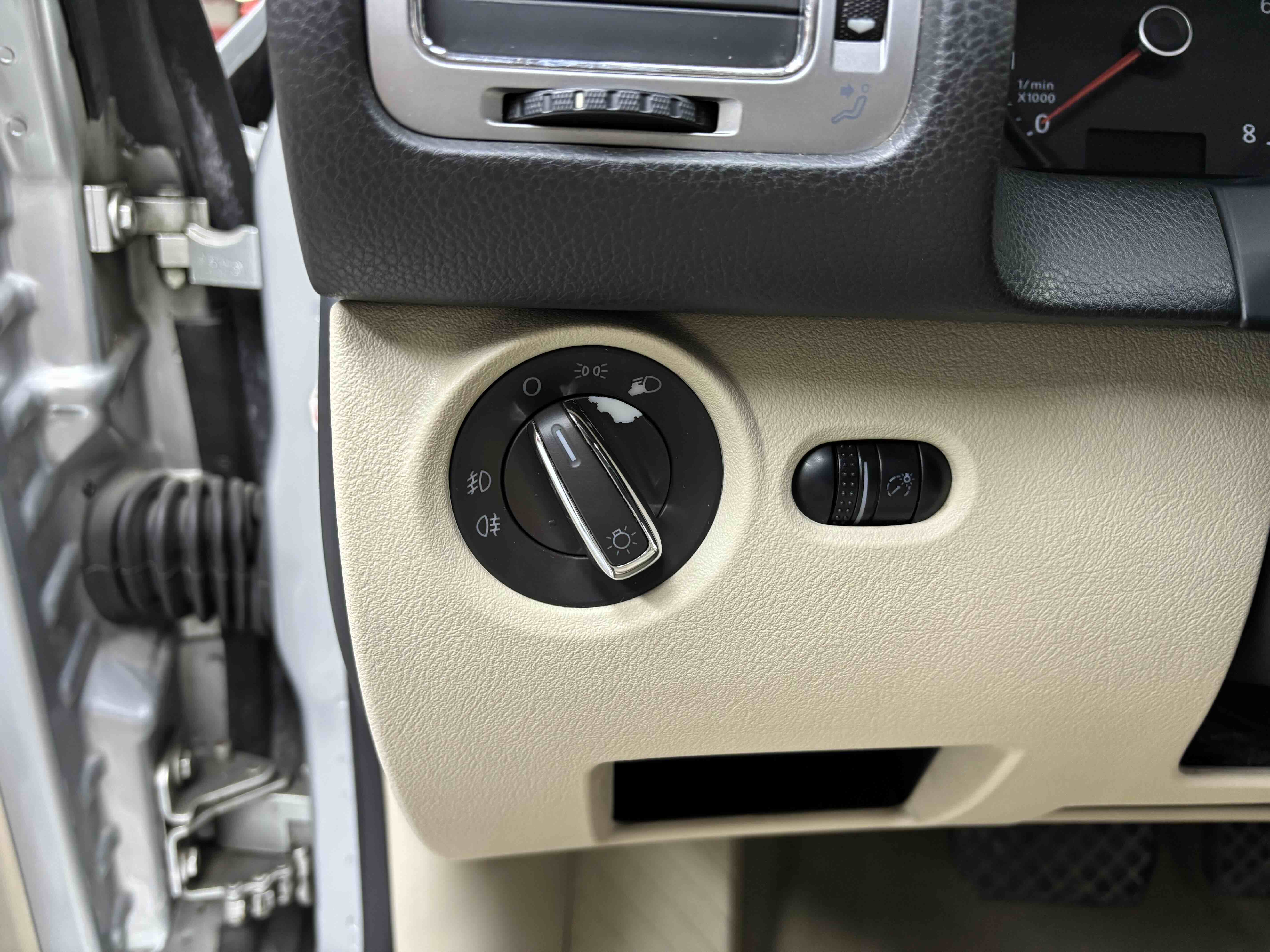 Volkswagen Passat Lingyu 2009 car image #34