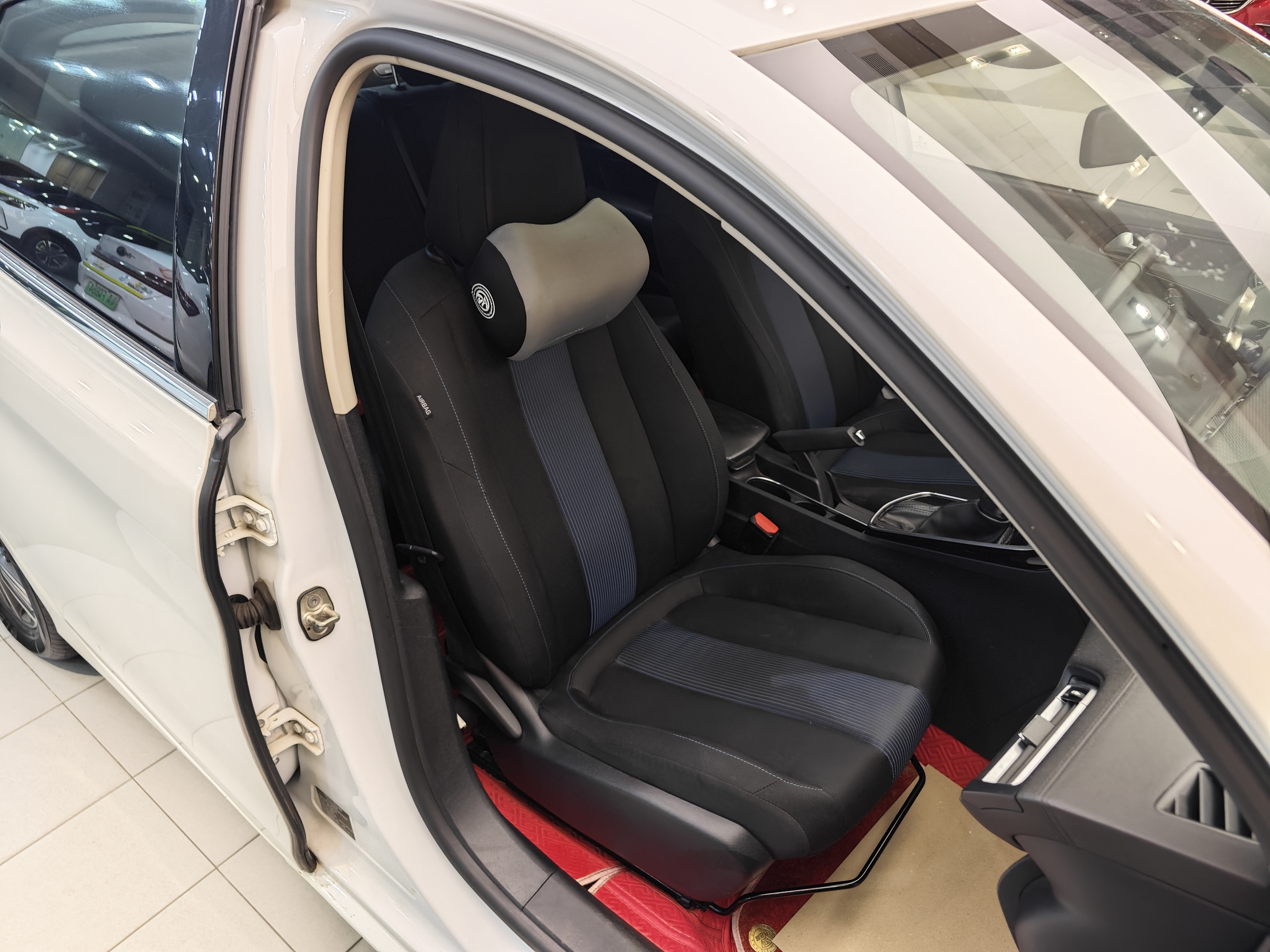 标致 标致308 2019 汽车图片 #34