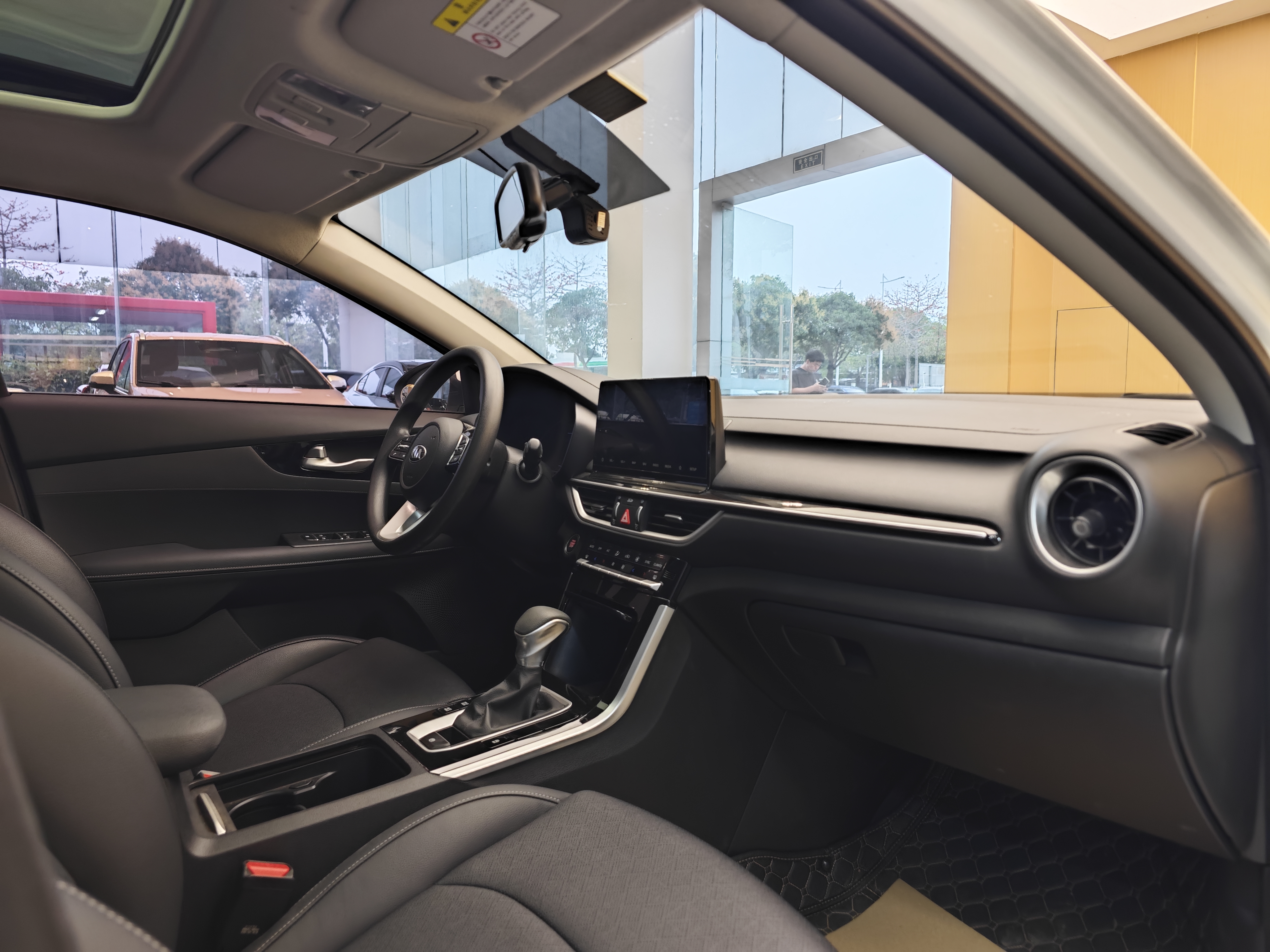 起亚 起亚K3 2020 汽车图片 #34