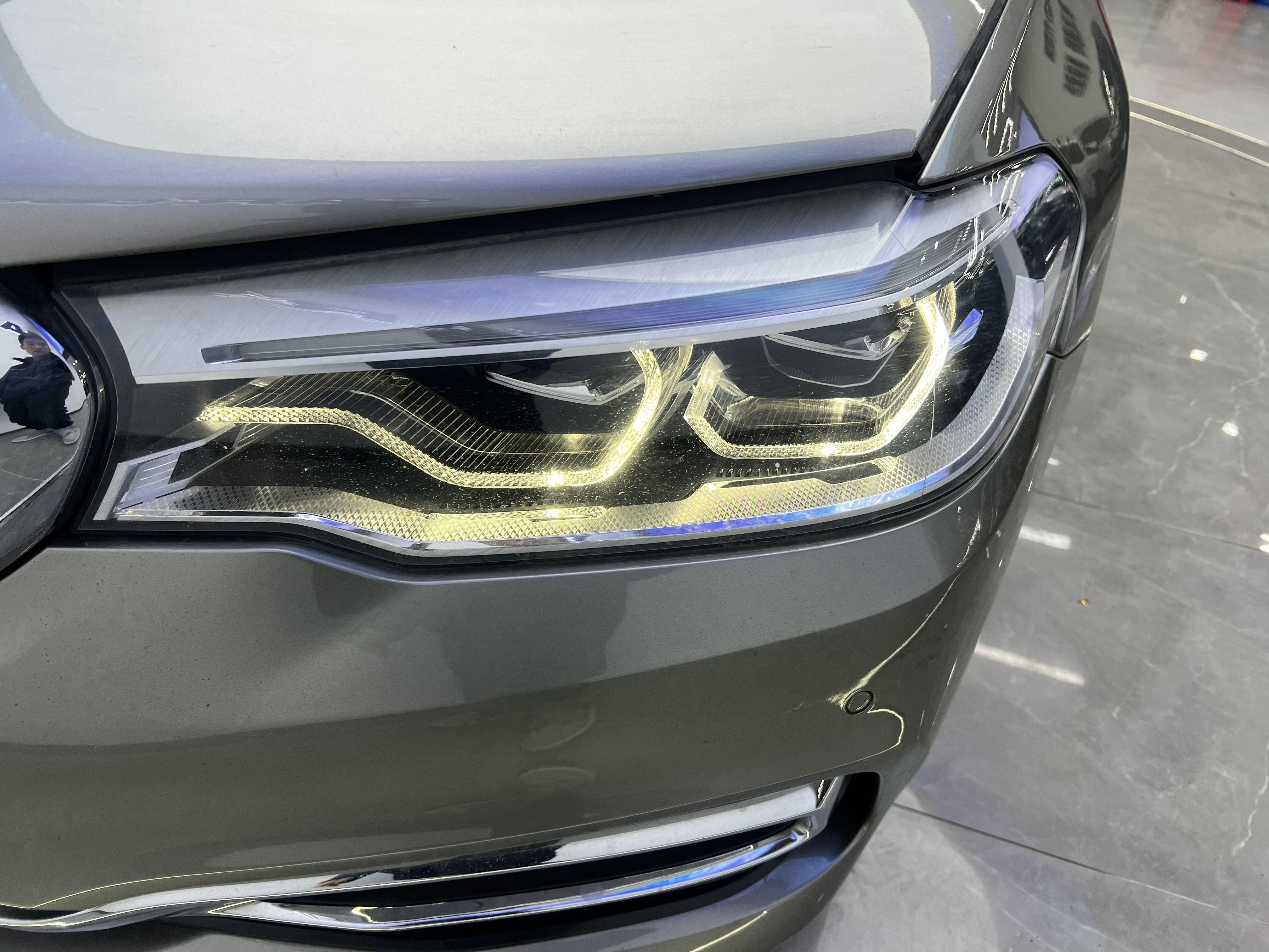 BMW 5 Series 2019 #34 BMW 5 Series 2019 immagine di auto #34