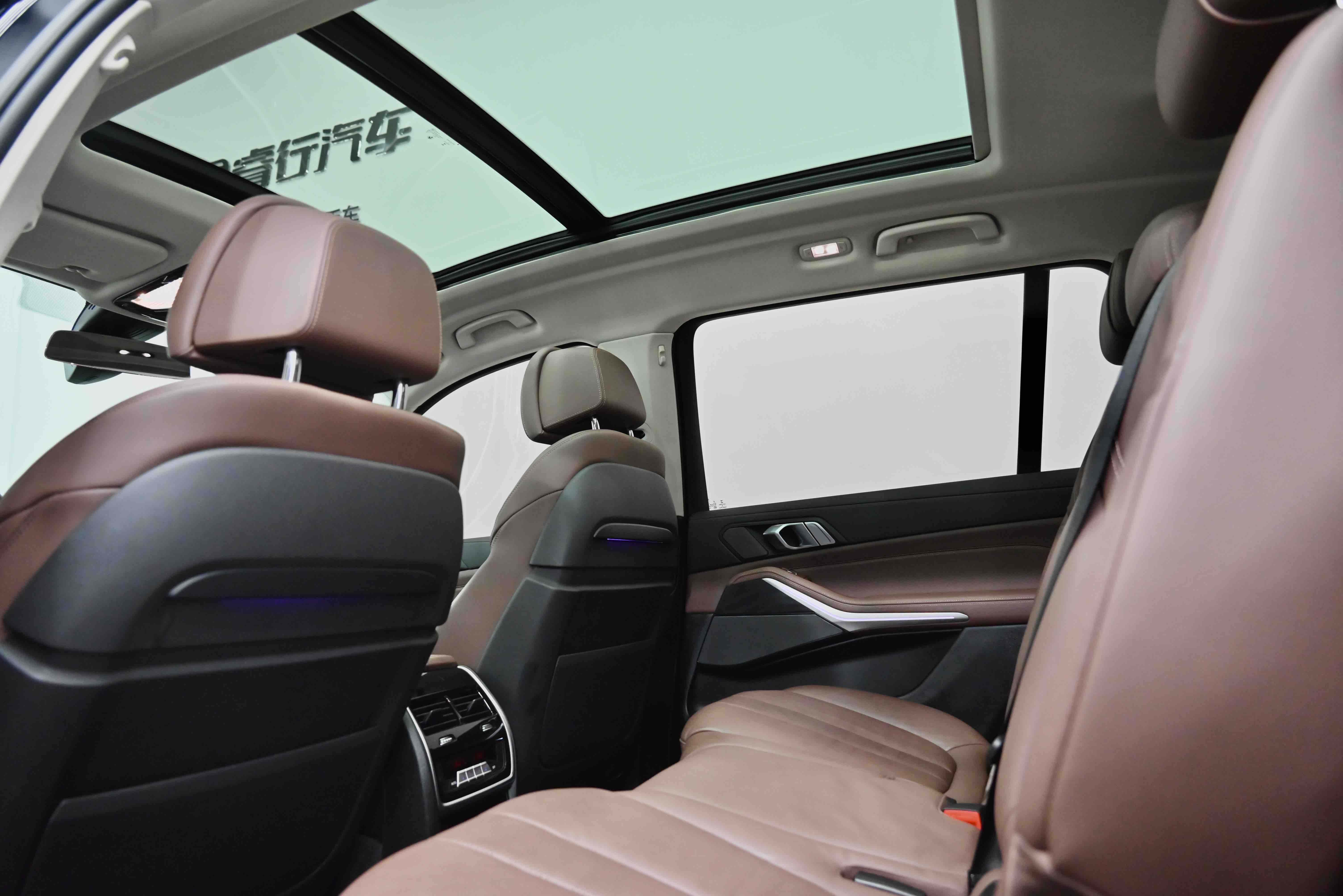 BMW X7 2020 #34 BMW X7 2020 car image #34