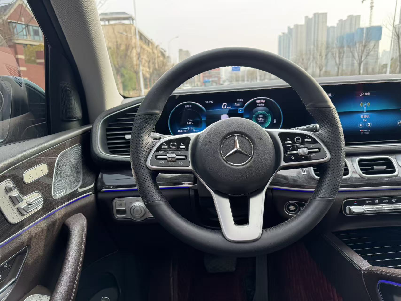 Mercedes-Benz 2020 car image #34