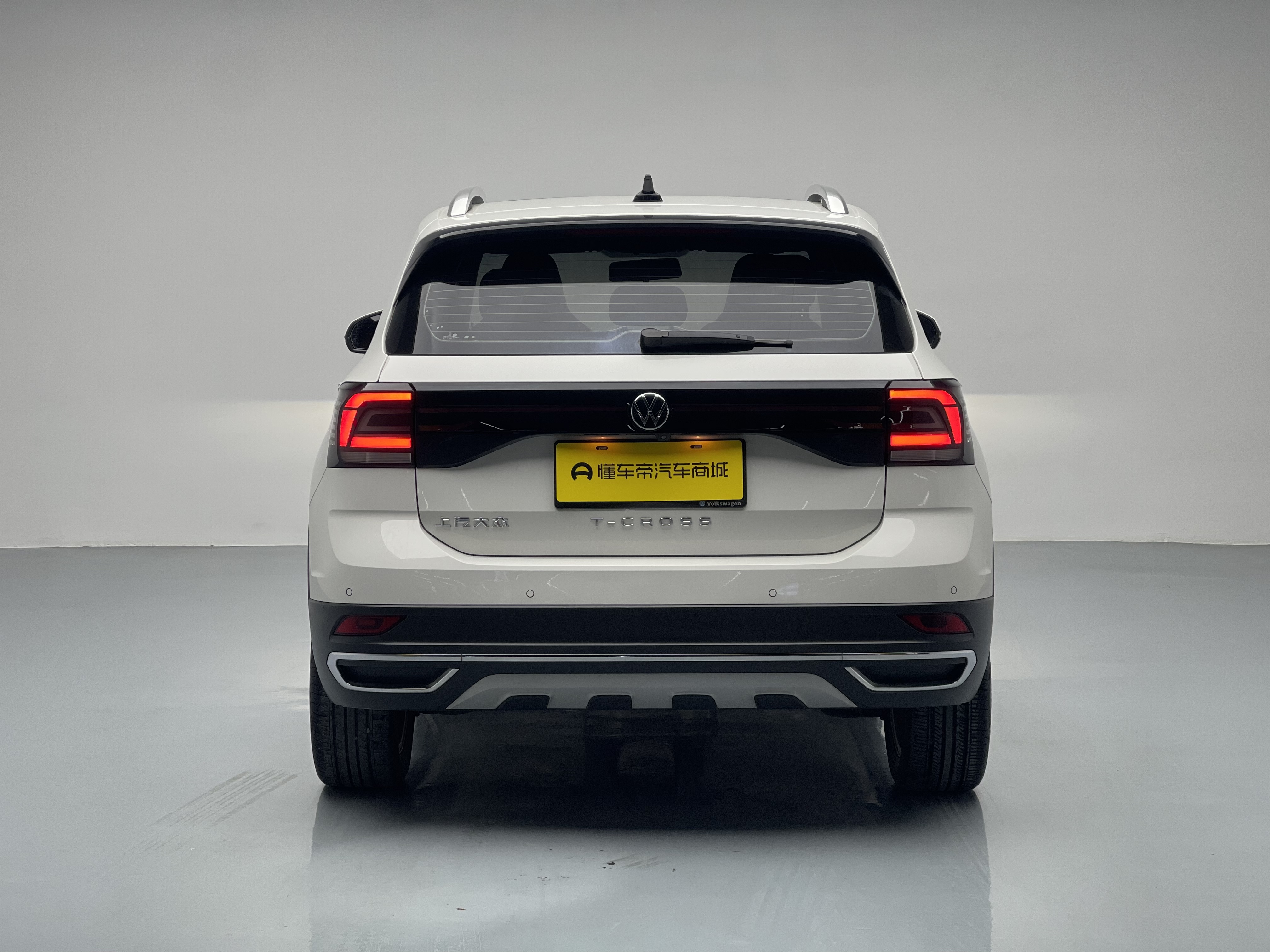 Volkswagen T-Cross 2021 car image #34