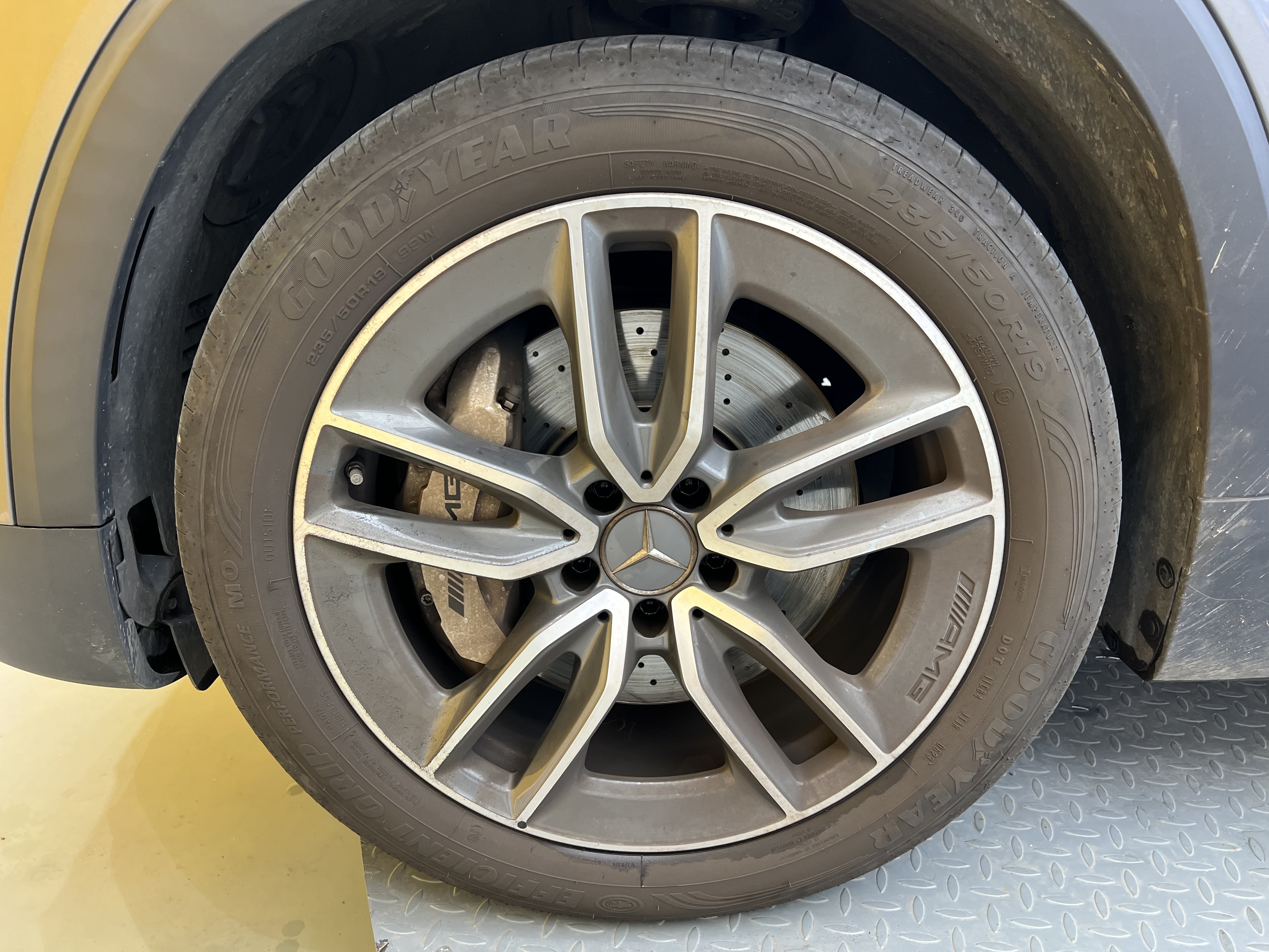 Mercedes-Benz GLB AMG 2021 image de voiture #34