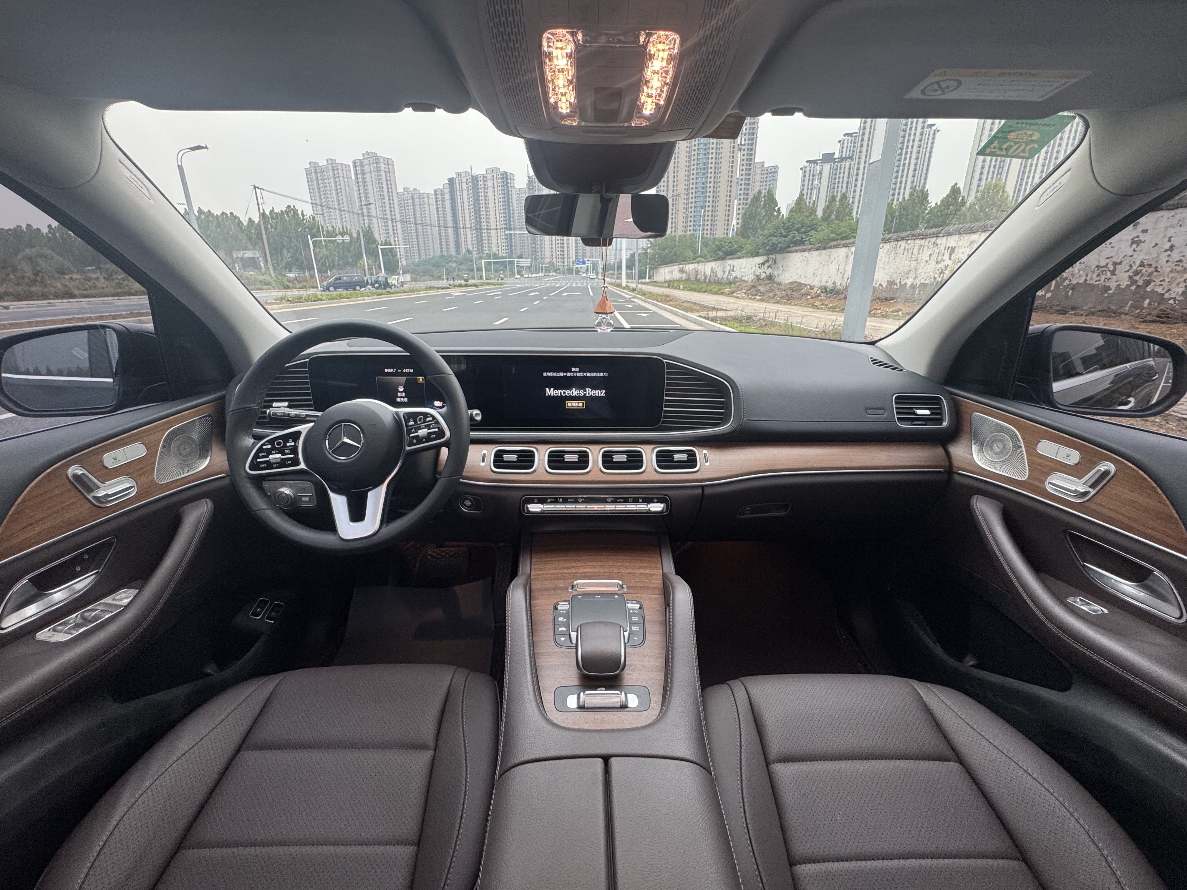 Mercedes-Benz GLE Class New Energy 2022 immagine di auto #34