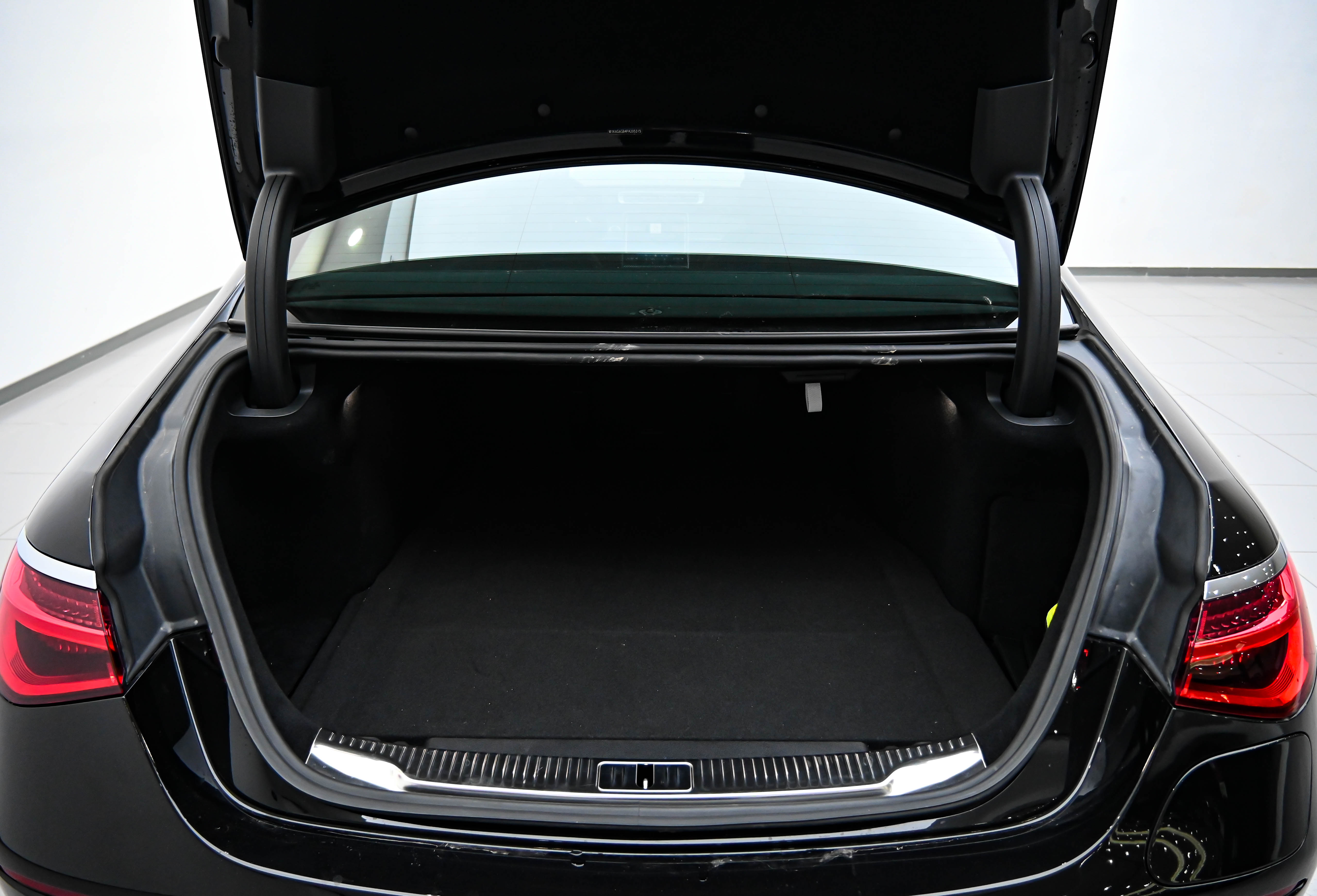 Mercedes-Benz S Class New Energy 2023 صورة سيارة #34