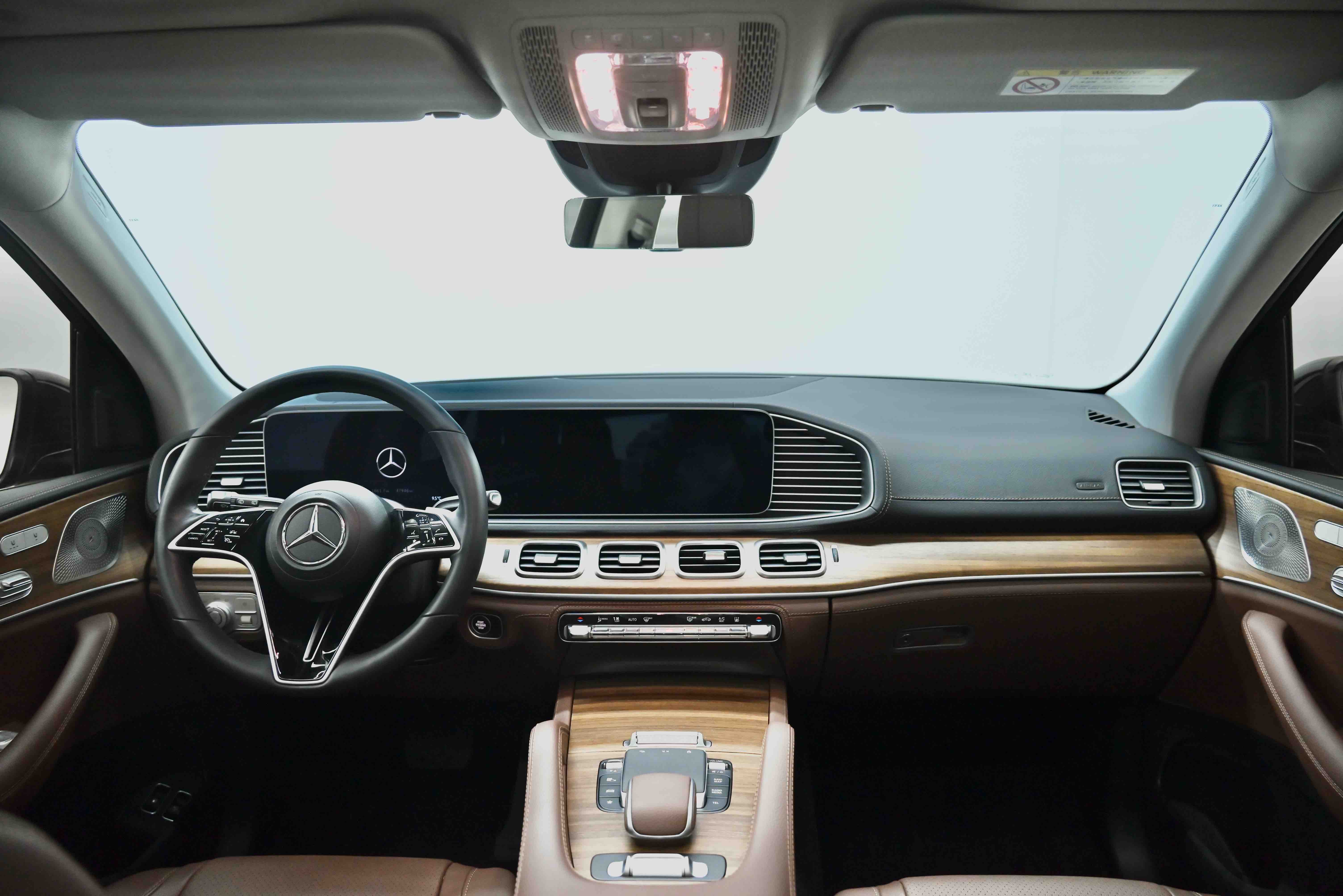 Mercedes-Benz GLE Class New Energy 2023 car image #34