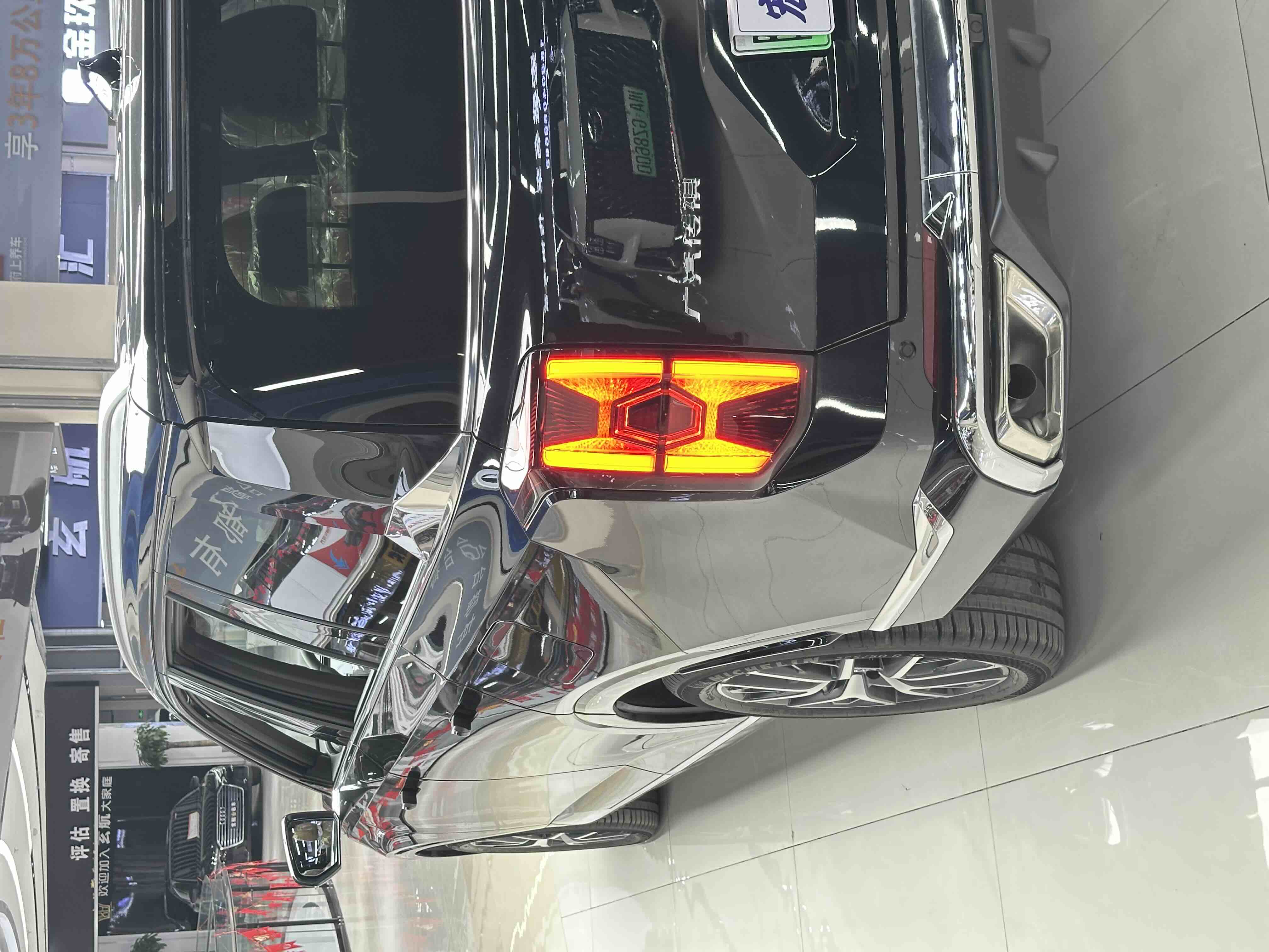 广汽传祺 传祺ES9 2025 汽车图片 #34