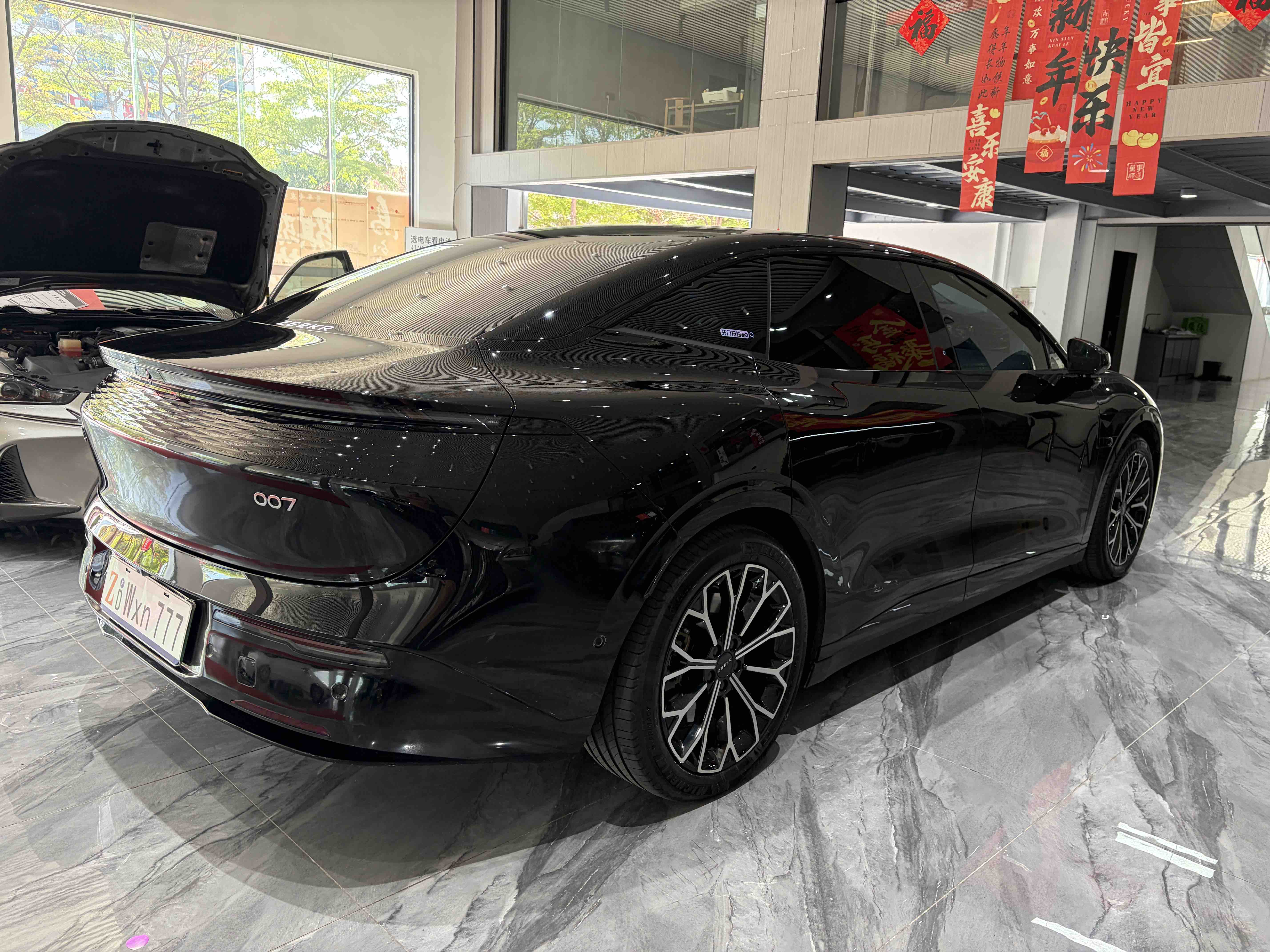 极氪 极氪007 2024 汽车图片 #34