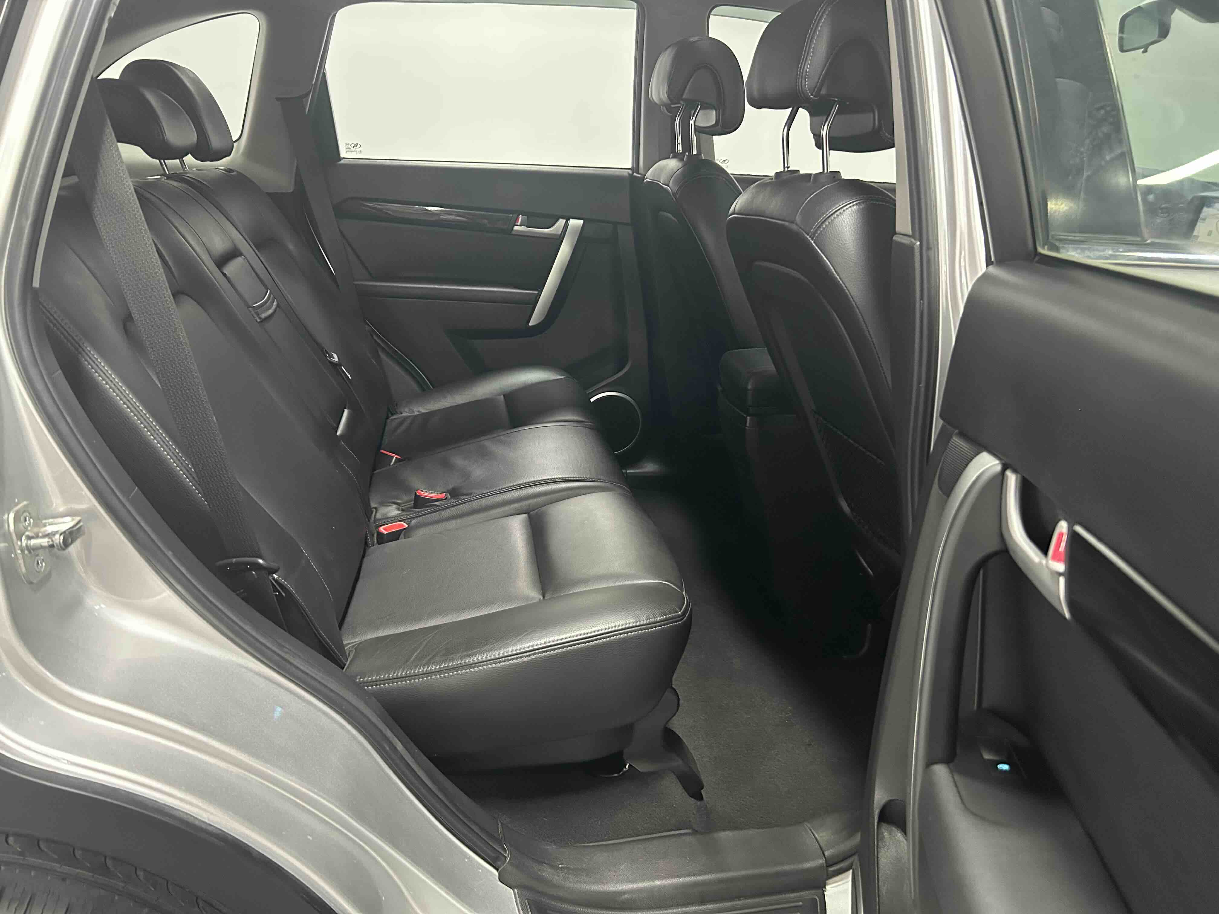 Chevrolet Captiva 2012 #34 Chevrolet Captiva 2012 car image #34