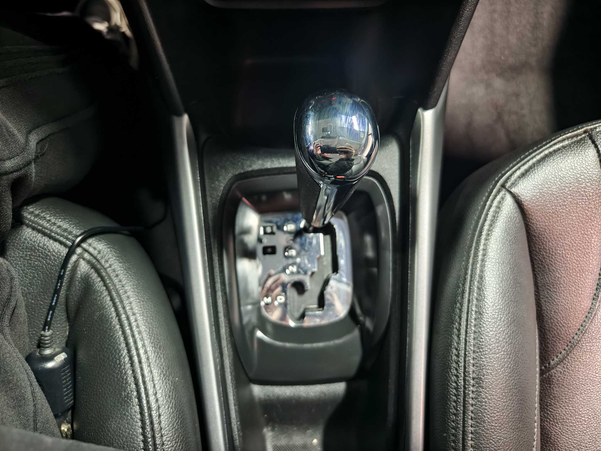 Peugeot 2008 2015 car image #34