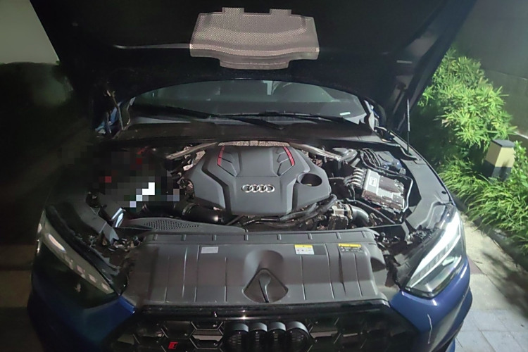 Audi S5 2023 car image #34