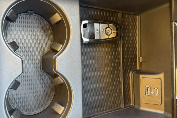 Ford Mustang Mach-E 2023 car image #34