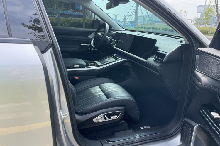 Xpeng G9 2022 #34 Xpeng G9 2022 immagine di auto #34