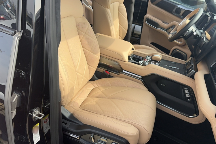 FangChengBao Leopard 8 2025 car image #34
