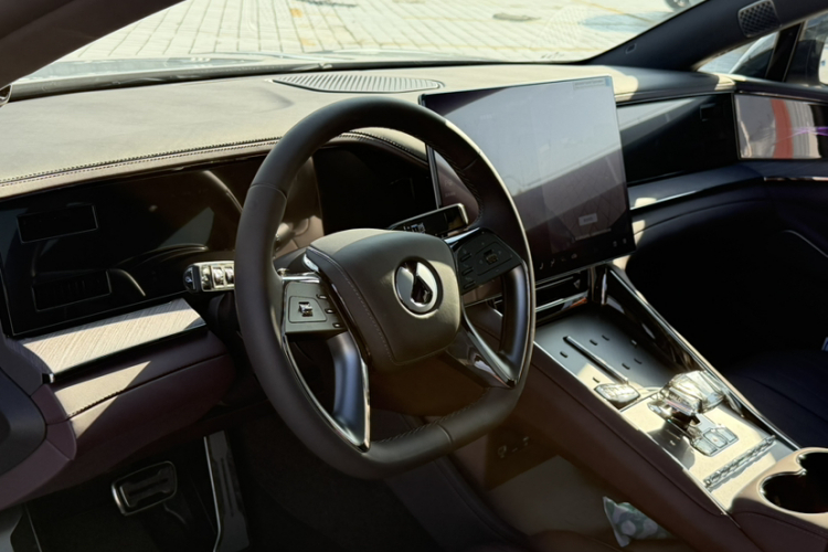 Denza Z9GT 2025 #34 Denza Z9GT 2025 immagine di auto #34