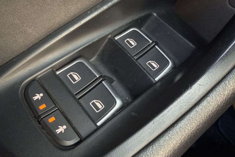 Audi A6 (Imported) 2018 #34 Audi A6 (Imported) 2018 car image #34