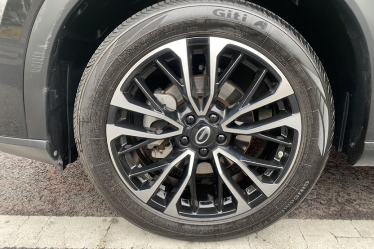 GAC Trumpchi GS4 PLUS 2022 #34 GAC Trumpchi GS4 PLUS 2022 car image #34