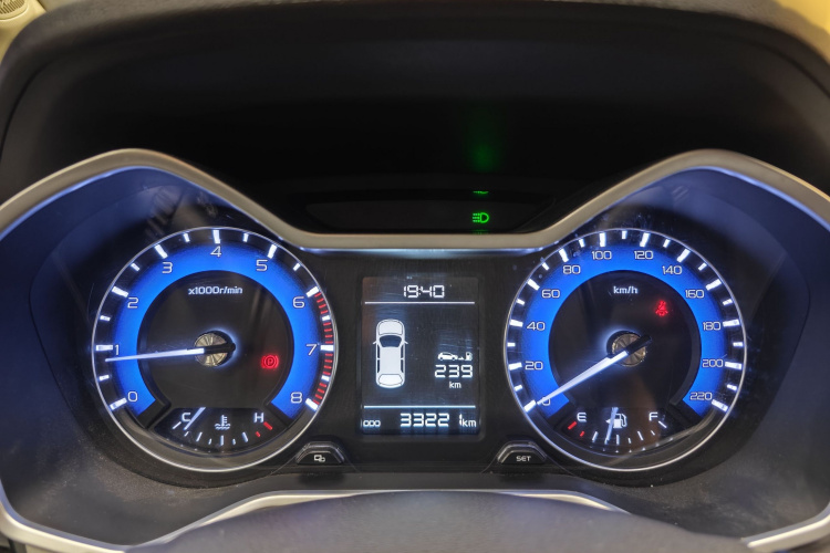 Vision X3 2019 car image #34