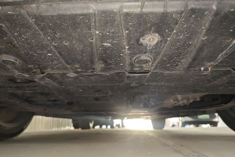 Changan UNI-V 2023 car image #34