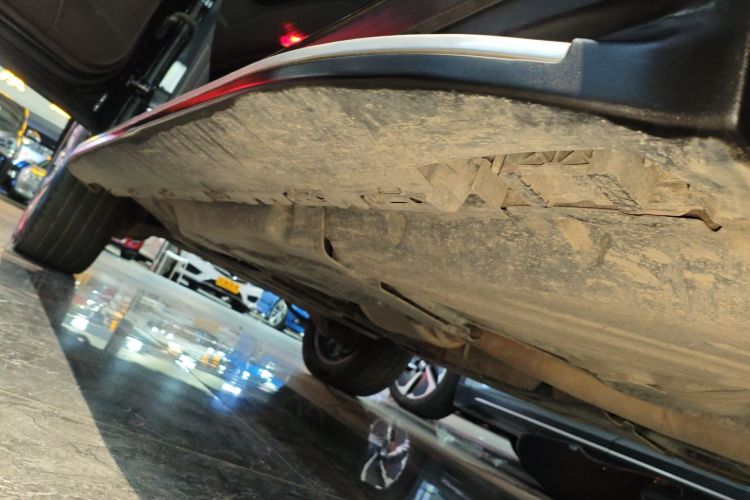 Mercedes-Benz GLS Class 2018 car image #34