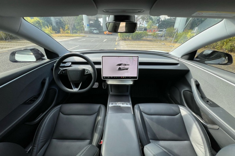 Tesla Model 3 2024 #34 Tesla Model 3 2024 car image #34