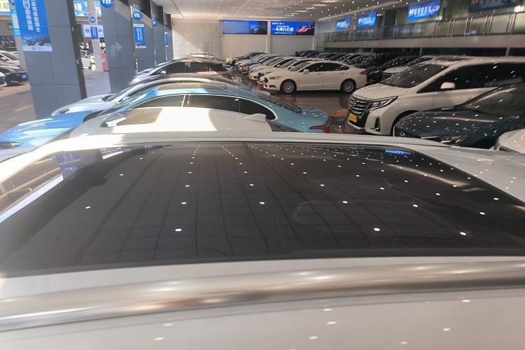 BYD SongL DM-i 2025 car image #34