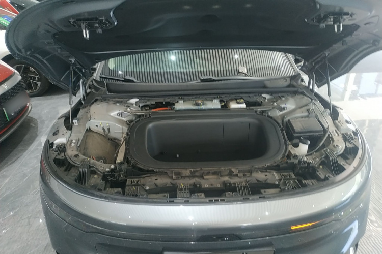 极氪 极氪007 2024 汽车图片 #34