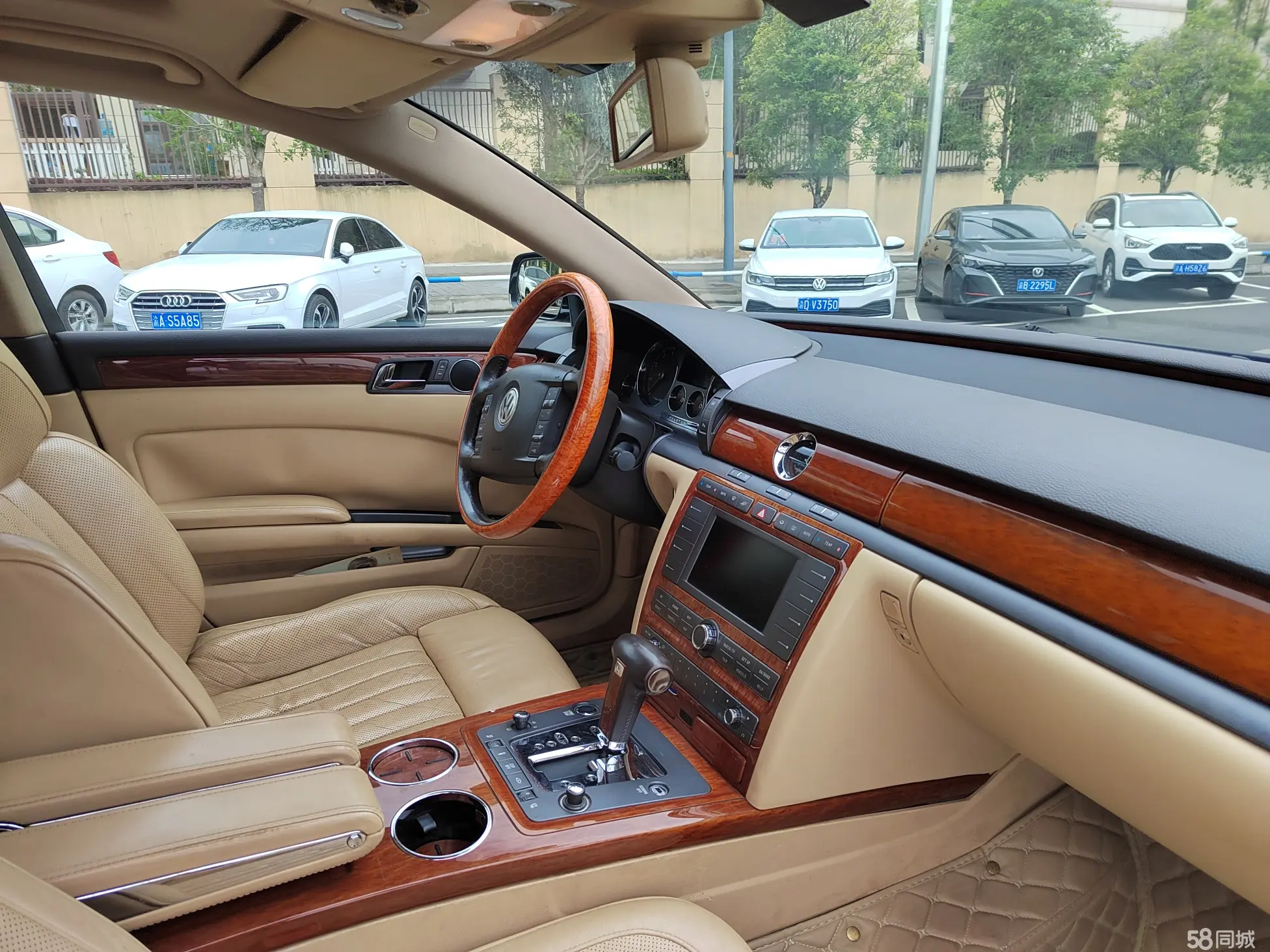 Volkswagen Pheaton 2008 immagine di auto #34