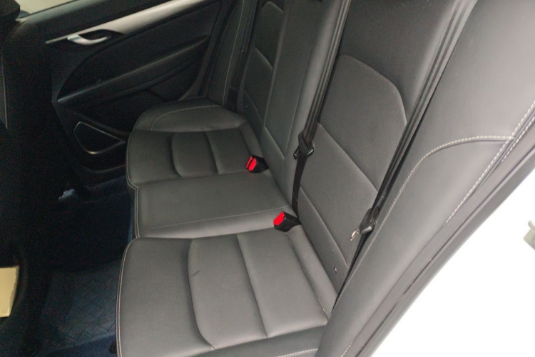 GEELY Emgrand 2020 #10 GEELY Emgrand 2020 car image #10