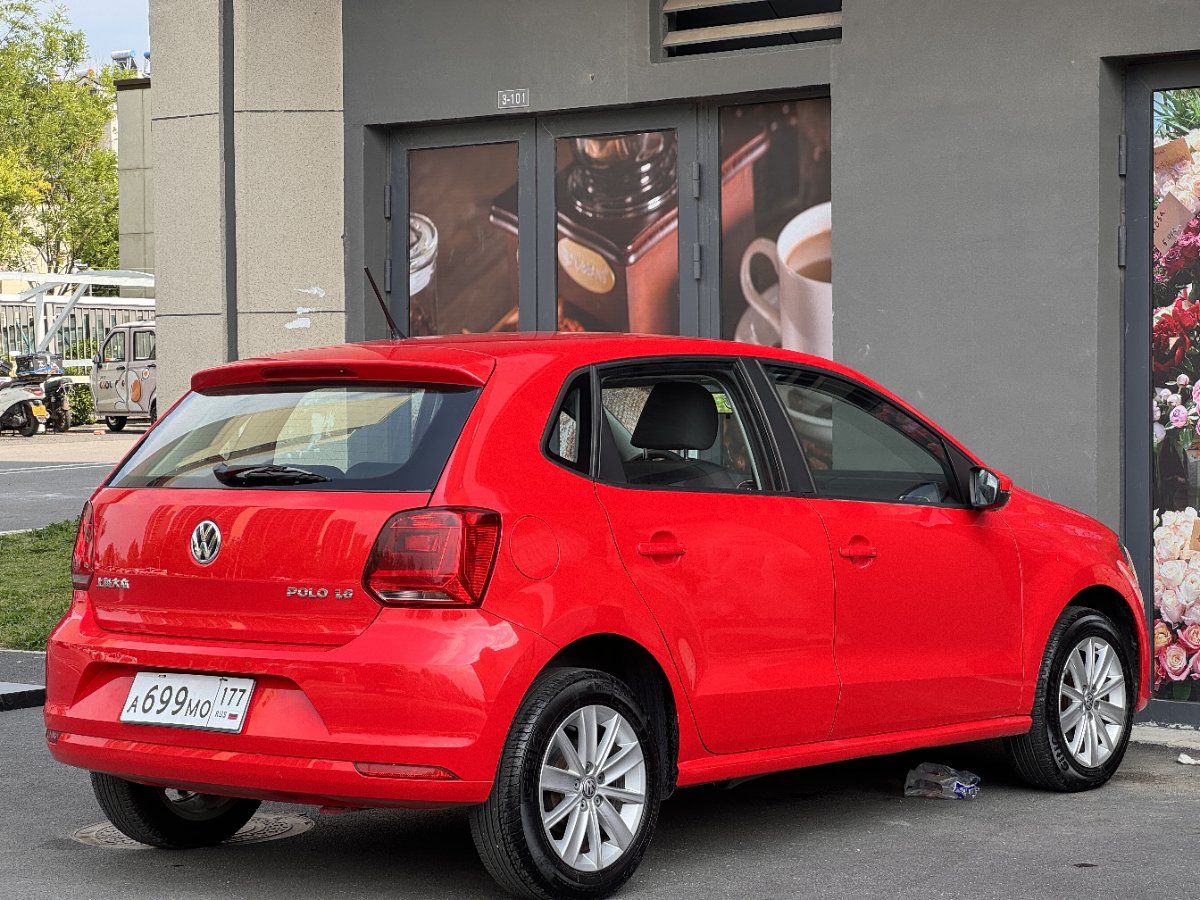 Volkswagen Polo 2016 car image #5