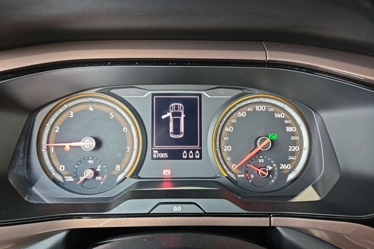 Volkswagen Tharu 2021 car image #12