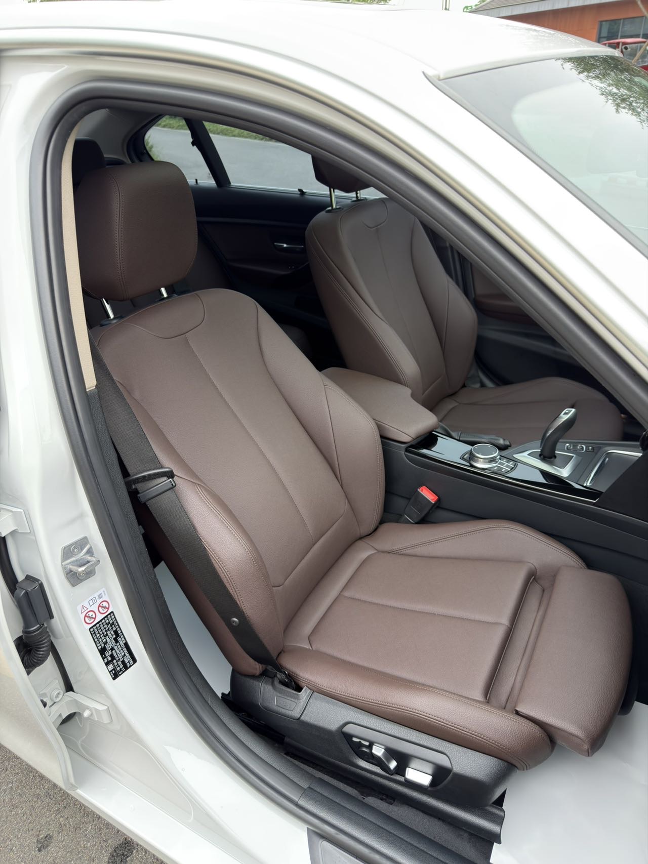 BMW 3 Series 2018 #12 BMW 3 Series 2018 car image #12