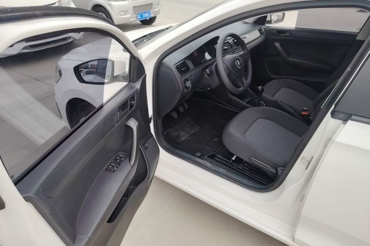 Volkswagen Santana 2020 car image #12