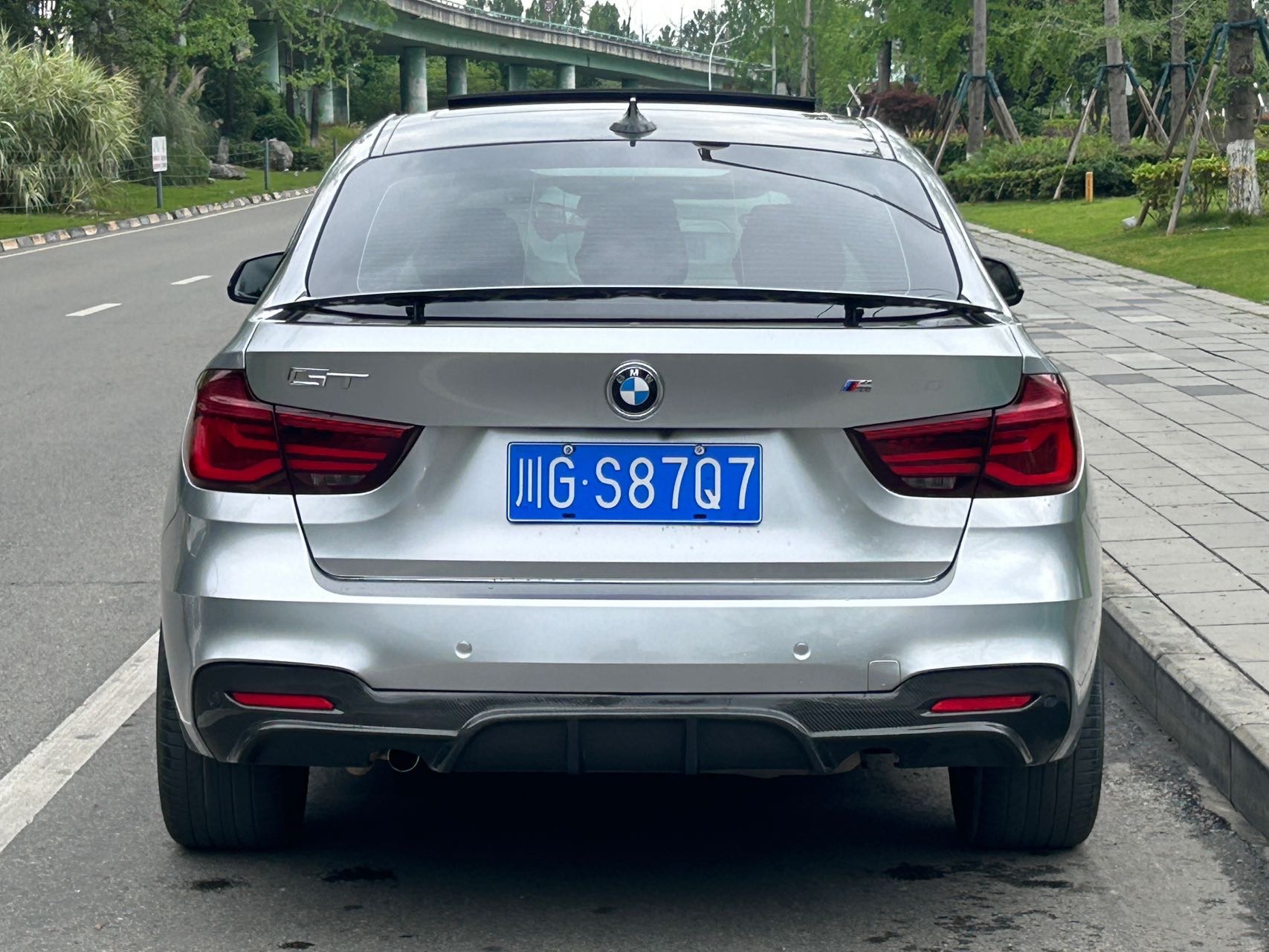 BMW 3 Series GT 2021 #5 BMW 3 Series GT 2021 car image #5