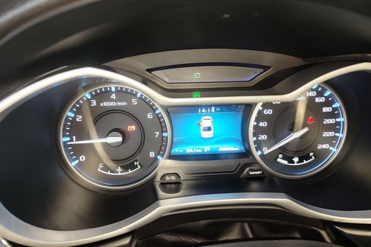 GEELY Emgrand 2016 immagine di auto #12