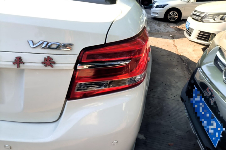 Toyota Vios 2017 imagem de carro #8