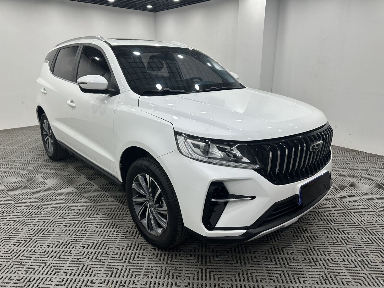 GEELY Vision X6 2022 image de voiture #2