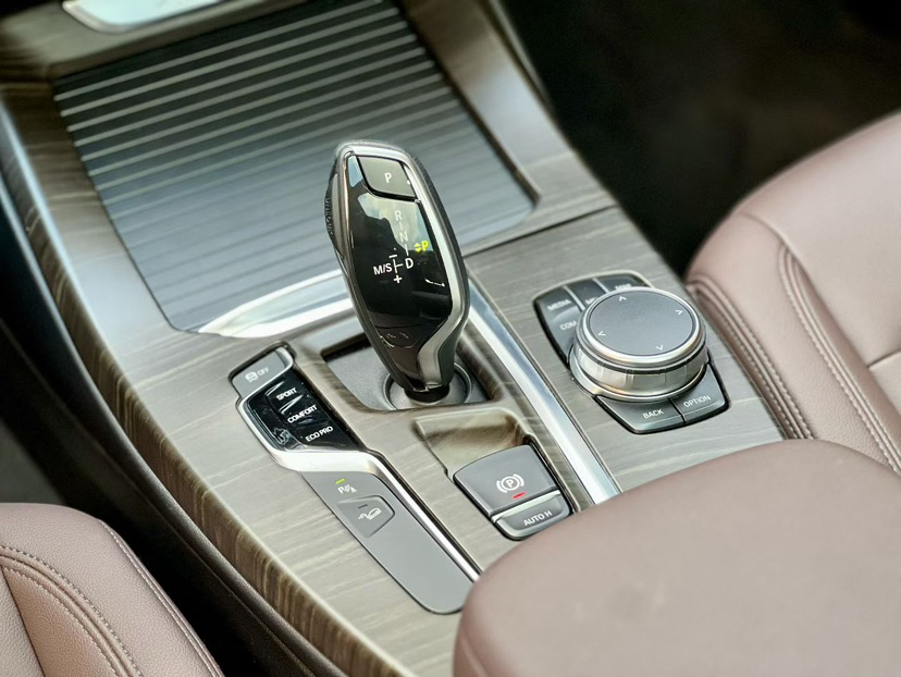 BMW X3 2019 #8 BMW X3 2019 car image #8