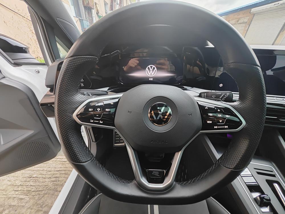 Volkswagen Golf 2022 #15 Volkswagen Golf 2022 صورة سيارة #15