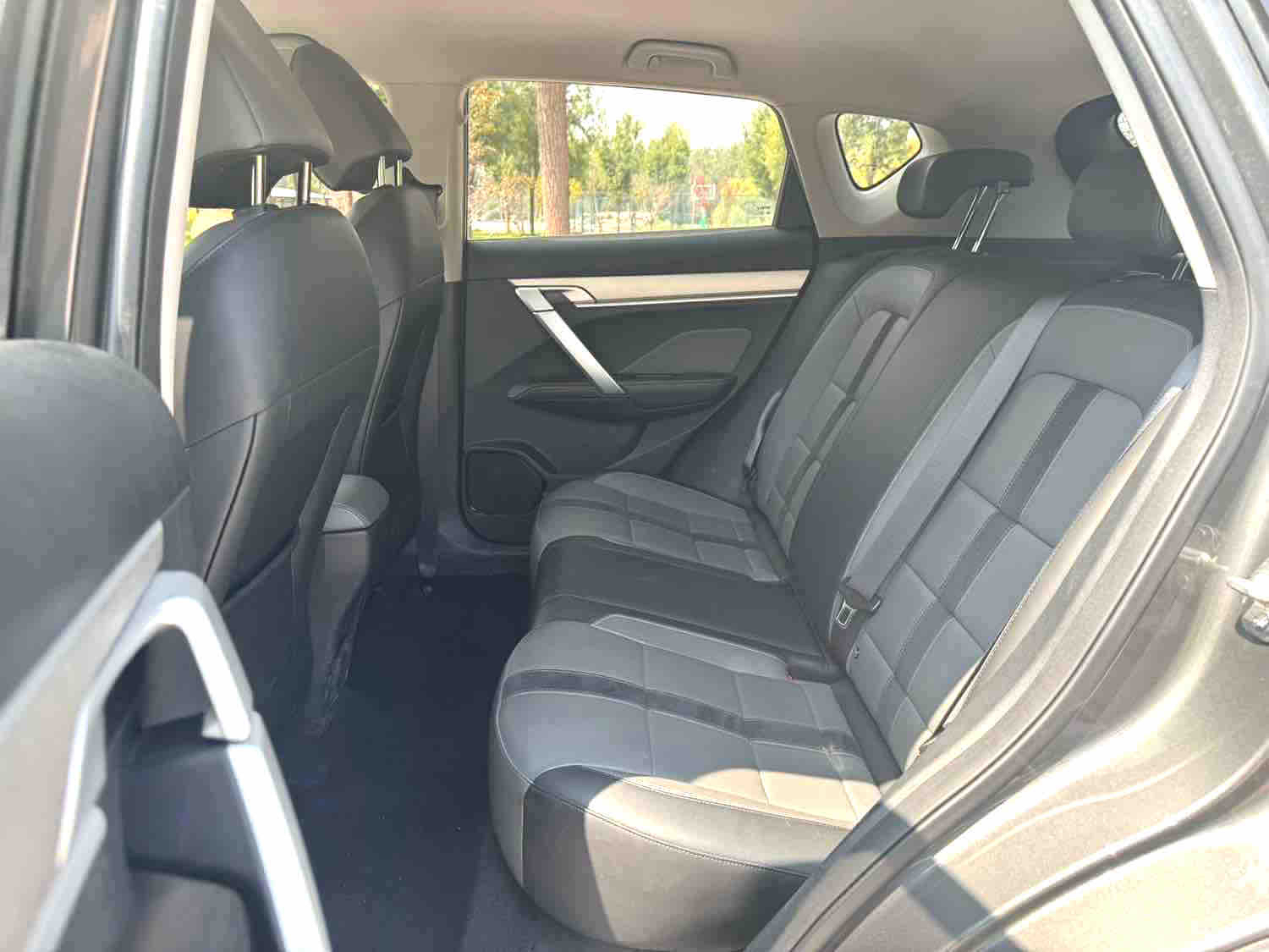 GEELY Coolray 2024 #8 GEELY Coolray 2024 imagem de carro #8