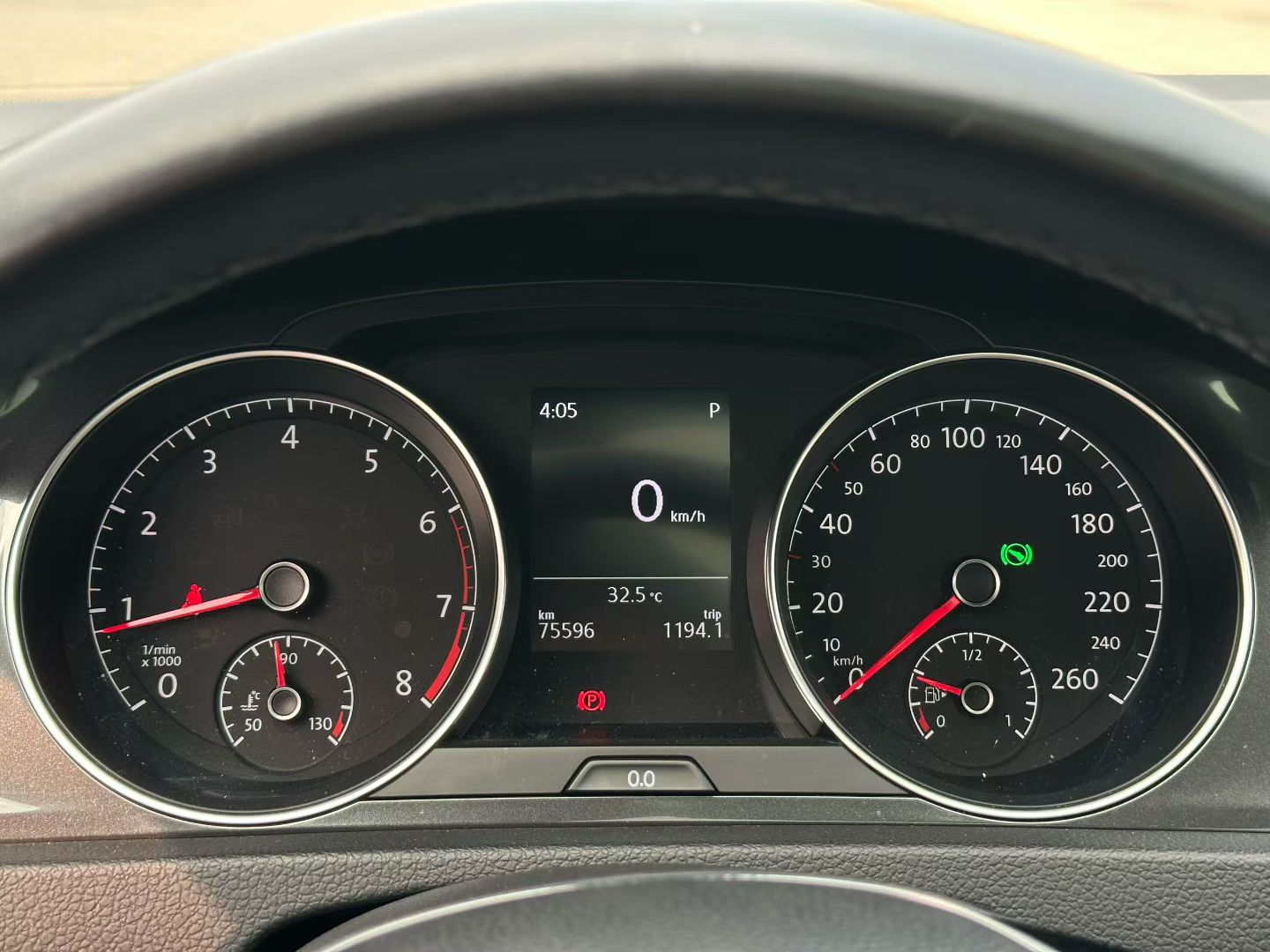 Volkswagen Golf 2018 car image #10
