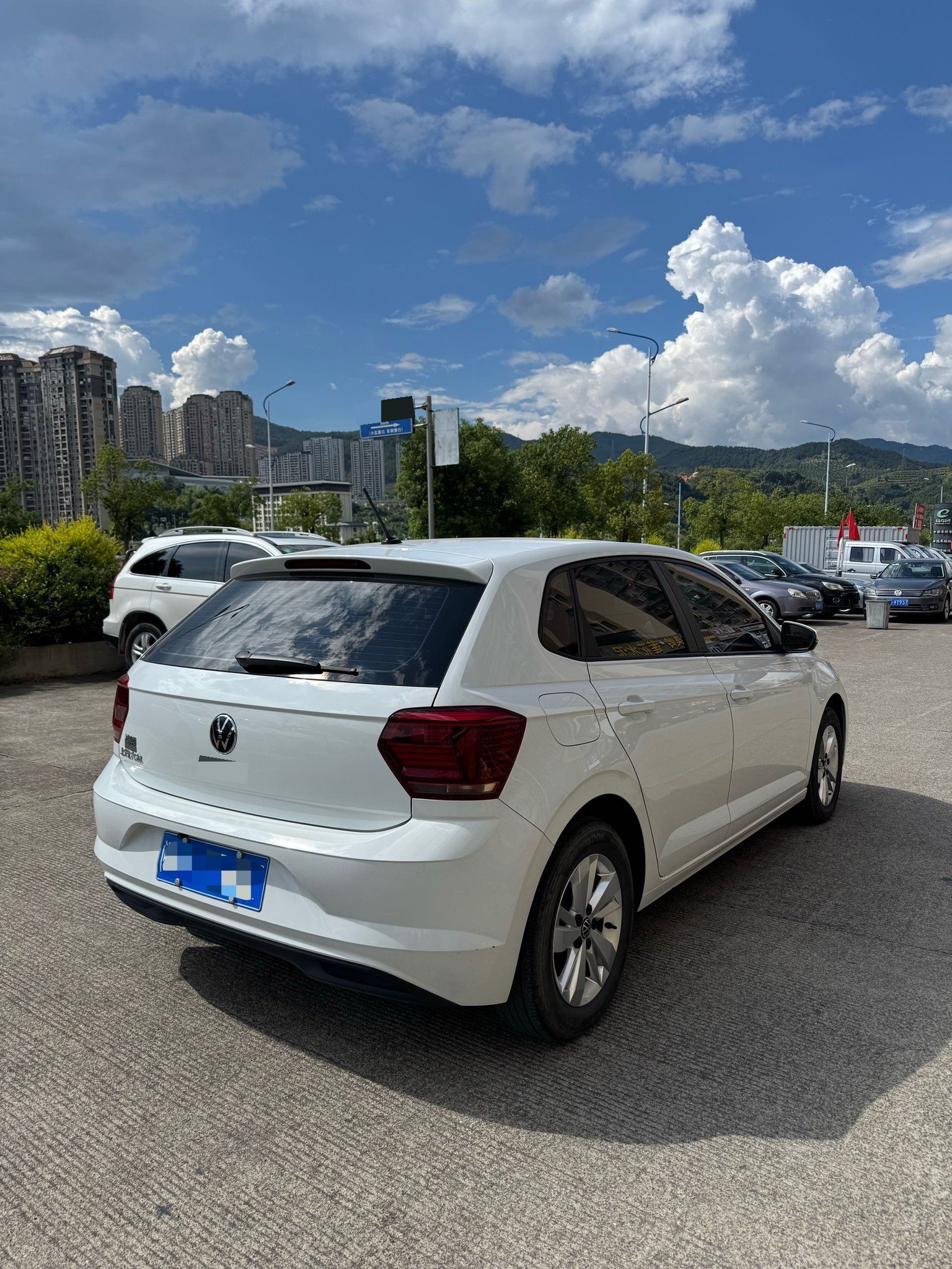 Volkswagen Polo 2022 #8 Volkswagen Polo 2022 صورة سيارة #8