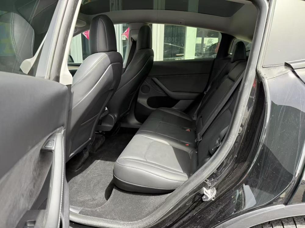 Tesla Model Y 2021 #10 Tesla Model Y 2021 car image #10