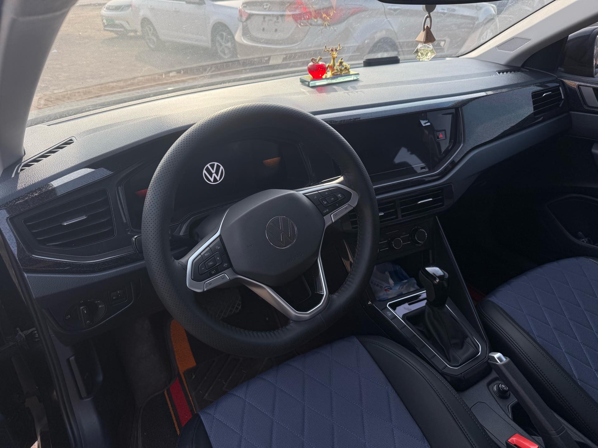 Volkswagen Lavida 2024 immagine di auto #5