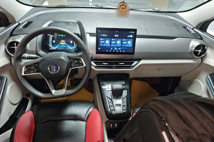 BYD Yuan Pro 2023 #10 BYD Yuan Pro 2023 car image #10